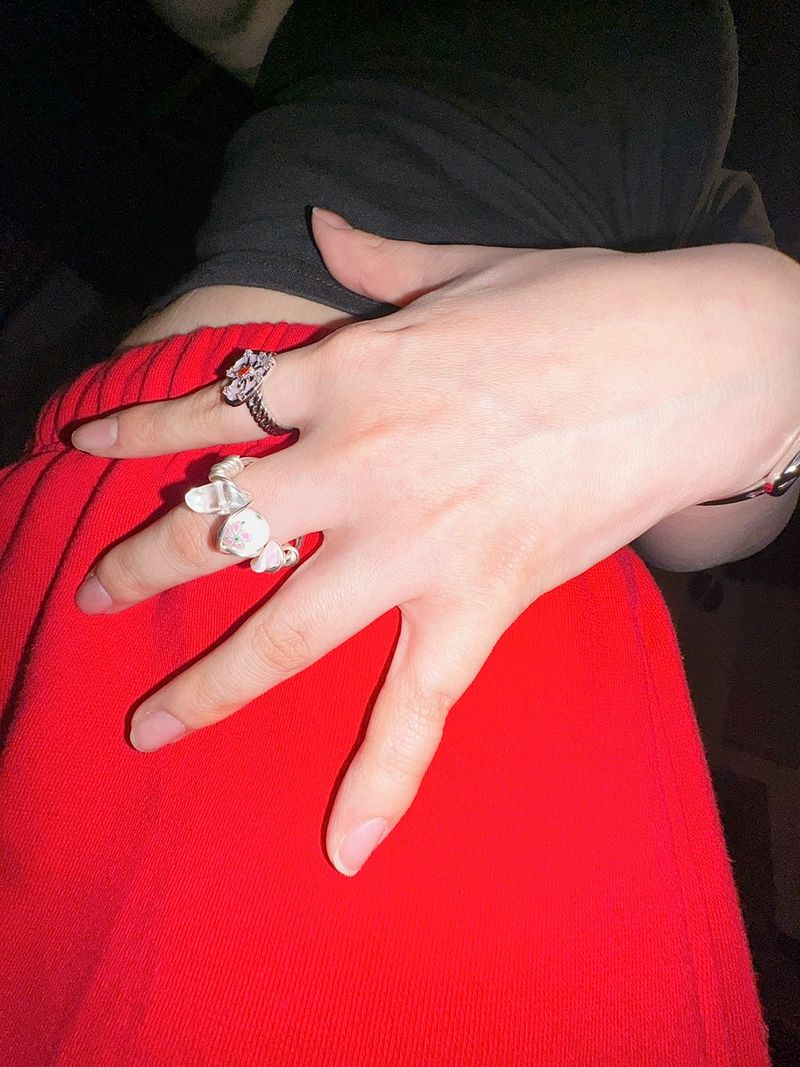Sakura twist ring