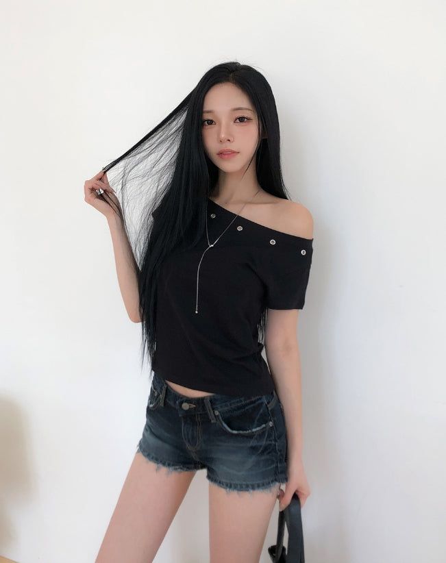 Harbor Embossed Denim Low Short Pants