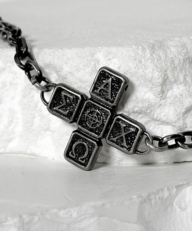 ss-Riversivle symbol cross necklace_black