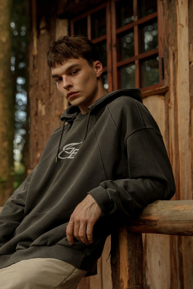 Pigment Line Hooded Sweatshirt