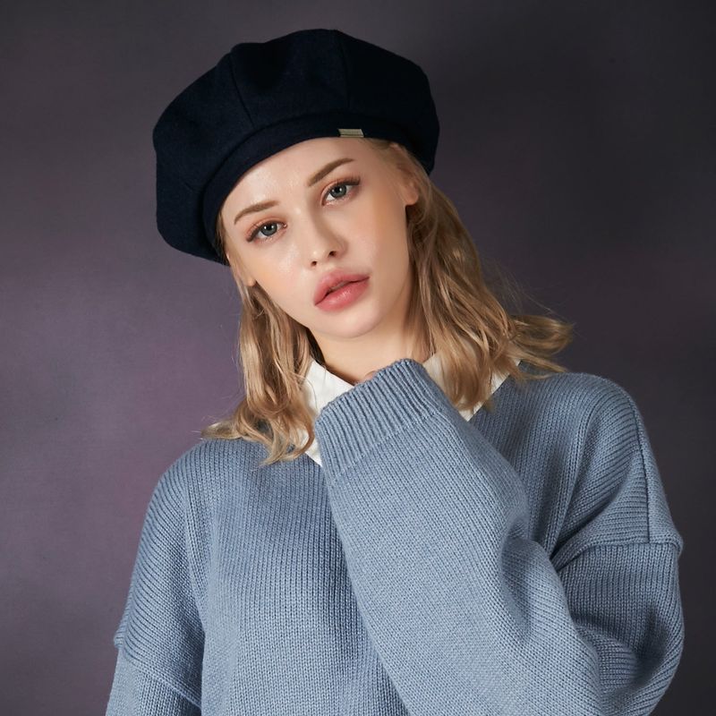 Bold metal tip wool beret NAVY