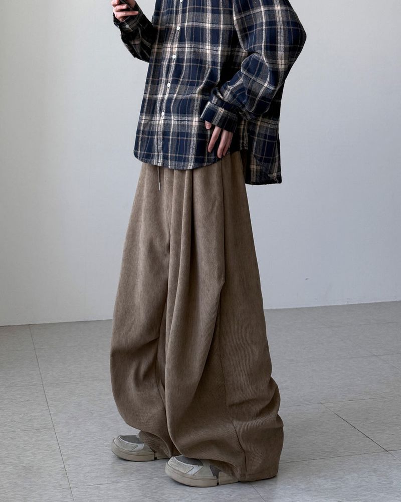 Tama Corduroy Balloon Pants