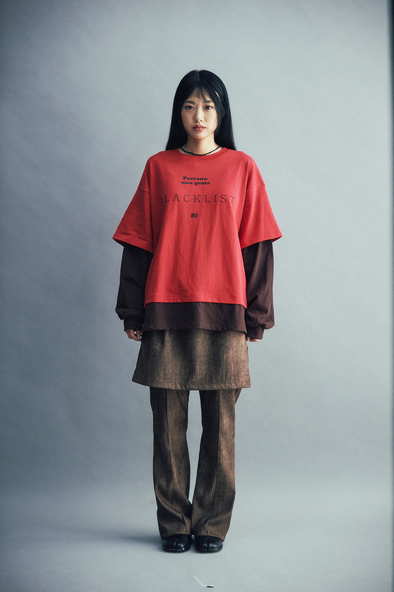 Blacklist lettering Layered tee (Red/Brown)