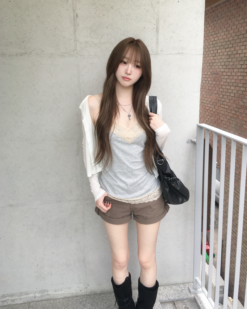 Cotton roll up shorts