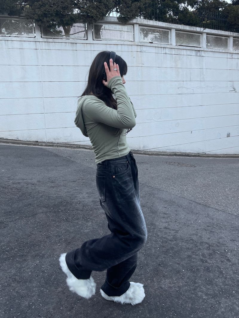 Button Slit Slim Hoodie