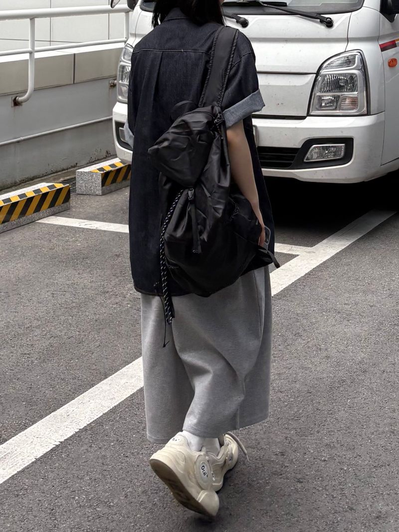 cross sweat bermuda pants