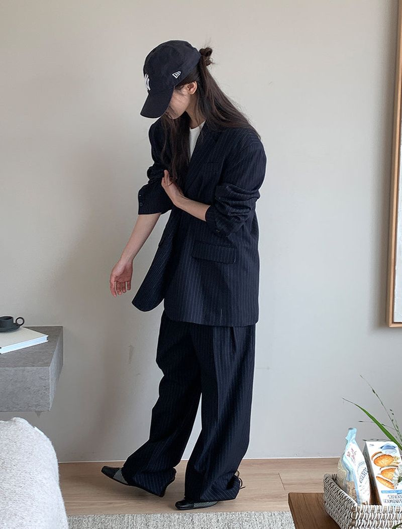 PAPERMOON PIN STRIPE PLEATE TROUSER