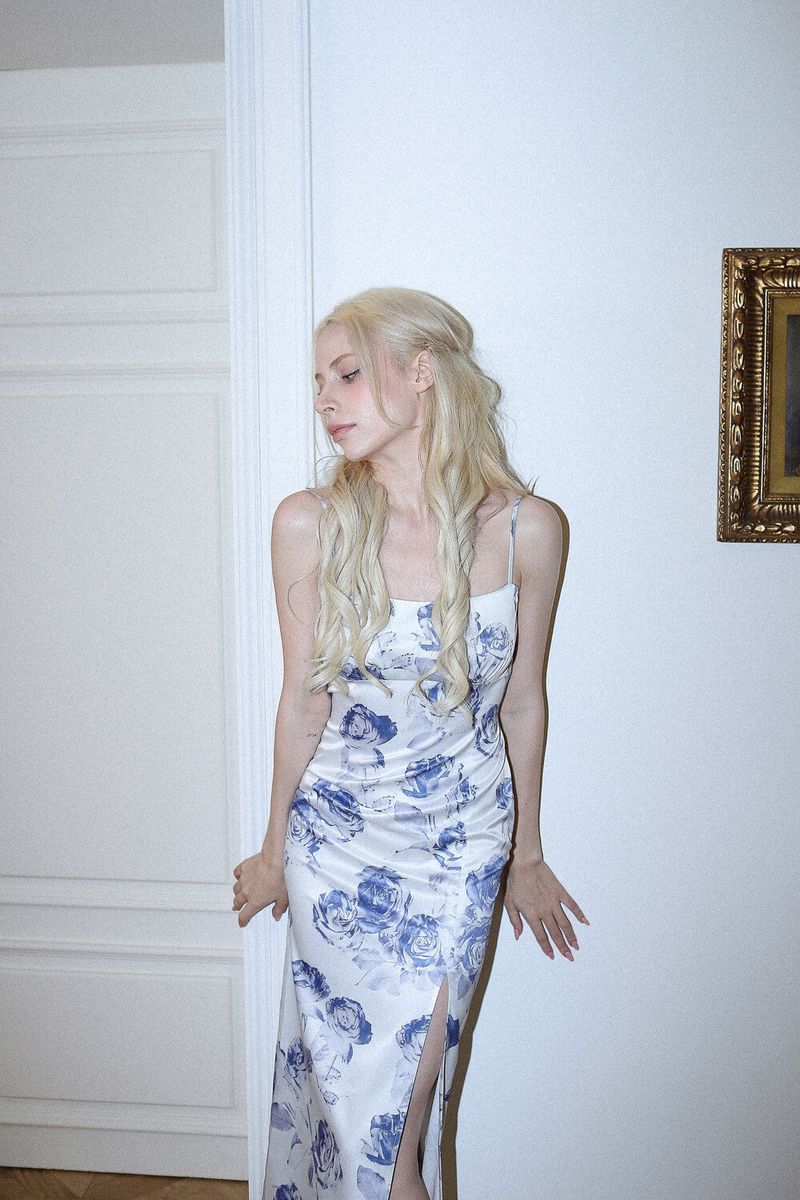 ROSE SLIT DRESS[white]