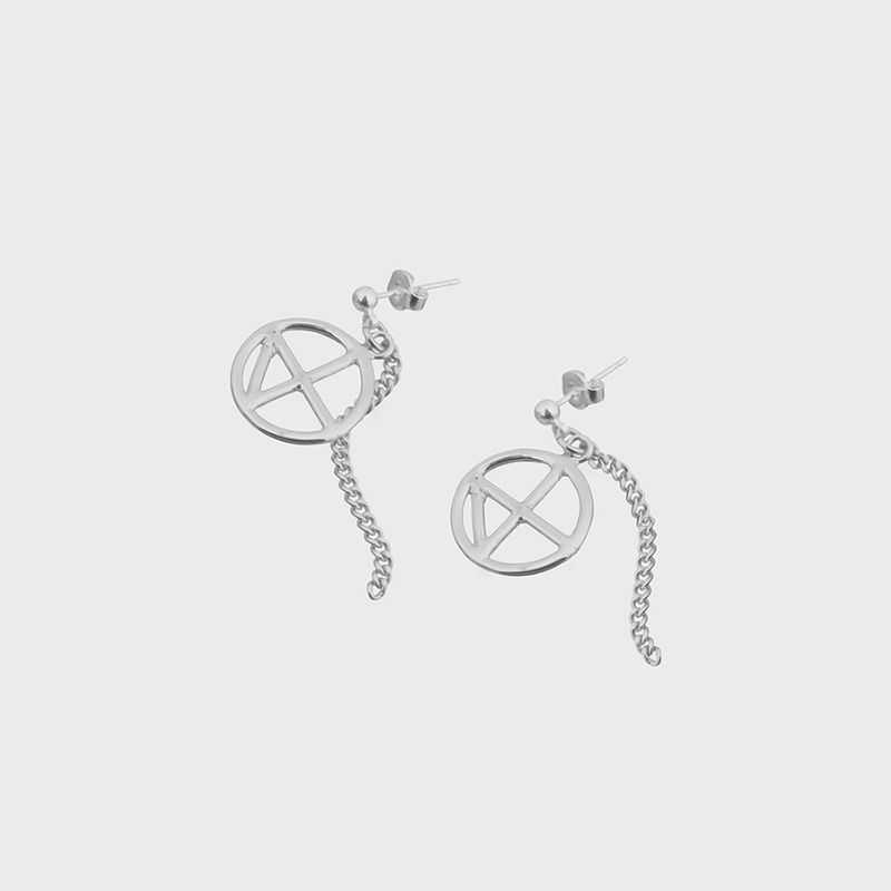 COMPASS CHAIN EAR