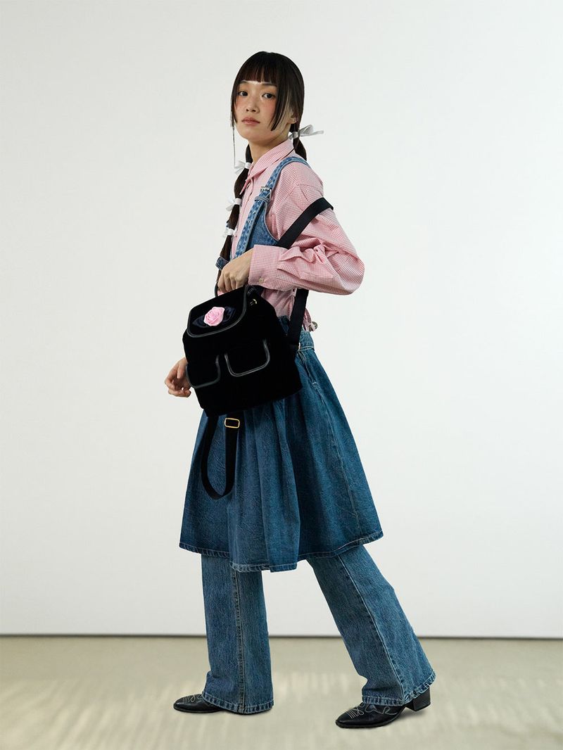 velvet rose corsage backpack_pink