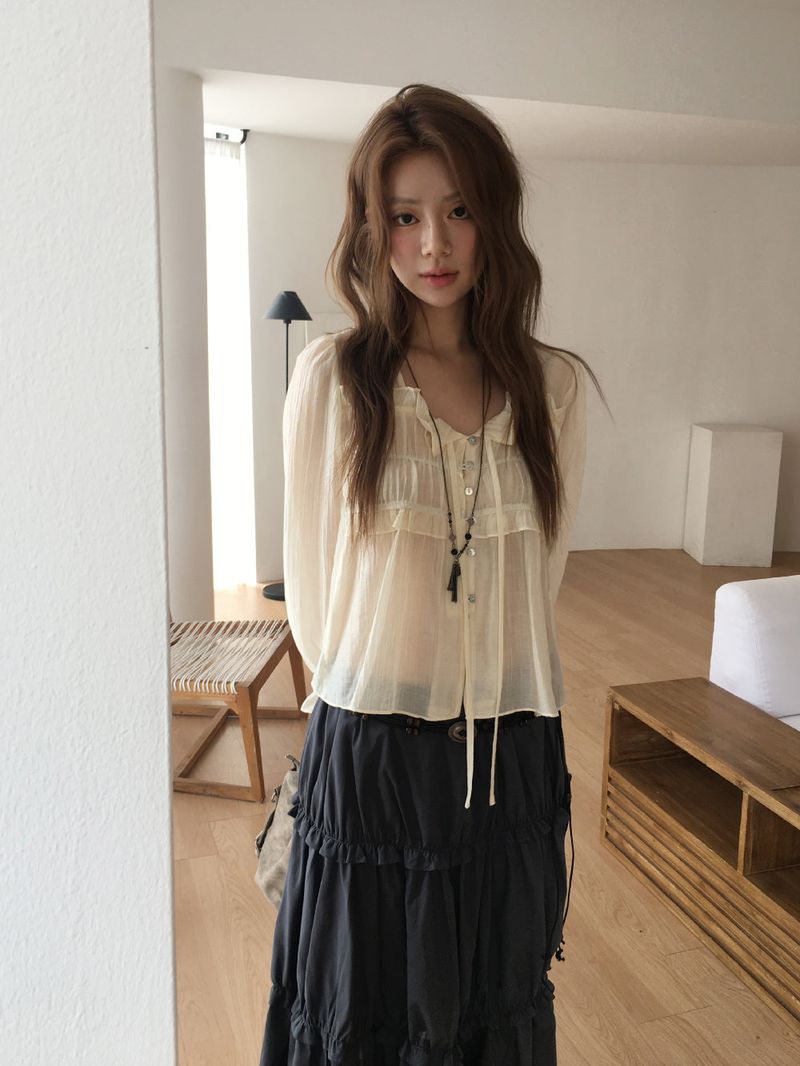 Isabelle shirring blouse