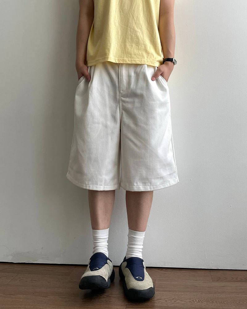 IDF（アイディーエフ）の「Clean Bermuda Cotton Pants（Pants）」