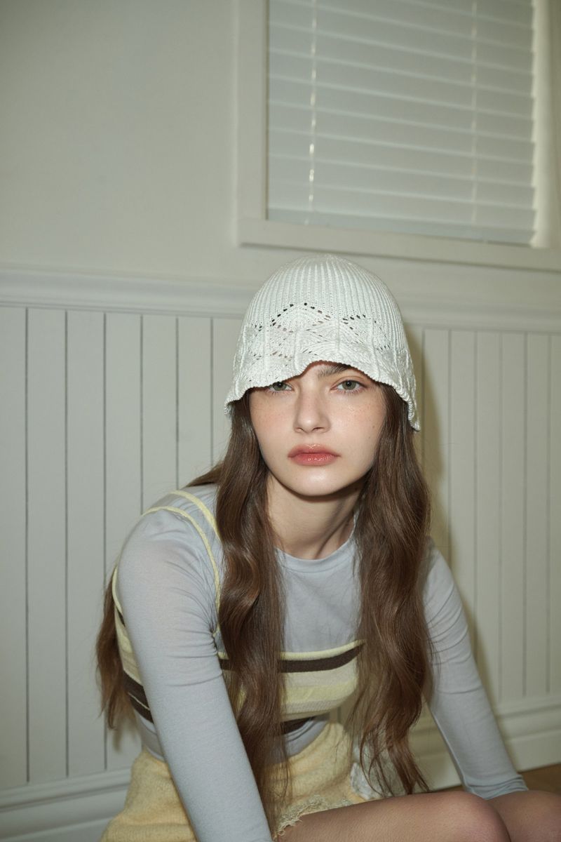WILY bucket hat_white