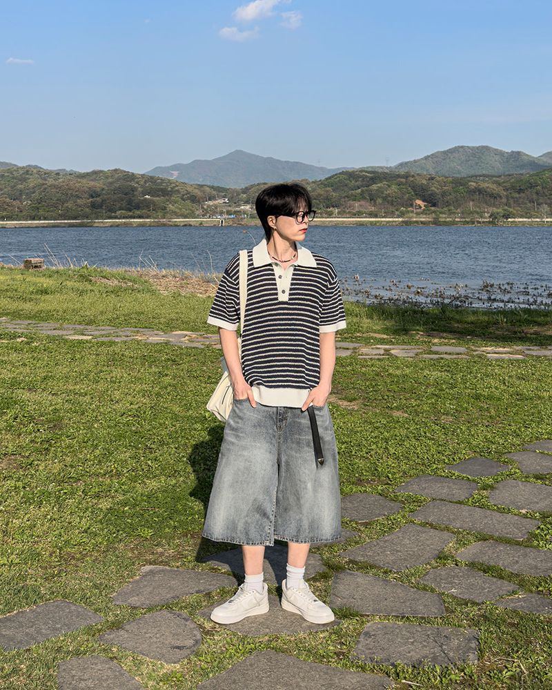 Windy Buckle Stripe Collar Short Sleeve Knit