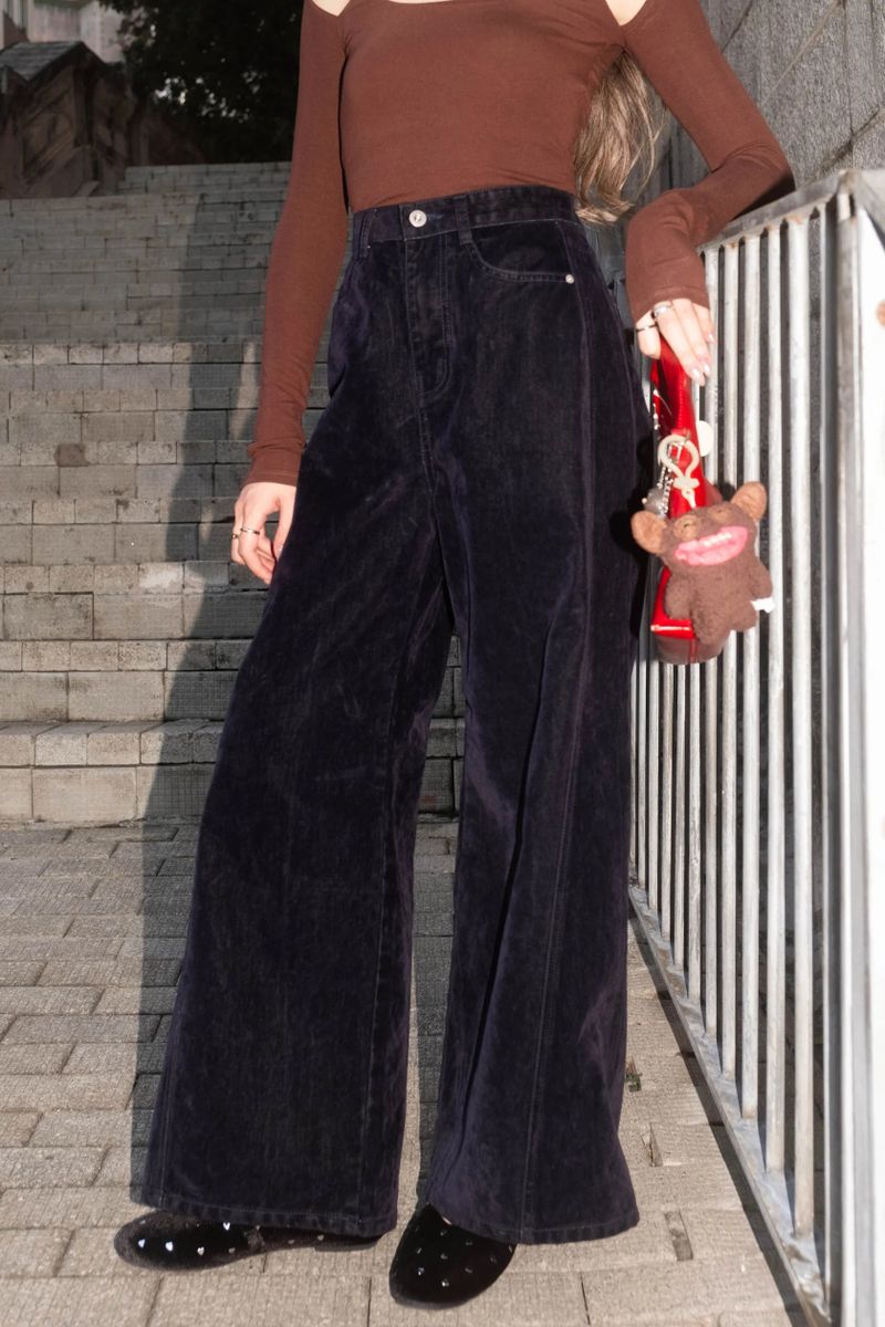 We Fell In Love In Reality（ウィ フェル イン ラブ イン リアリティ）の「Fall Velvet Wide-Leg Pants - 2 colours（Pants）」