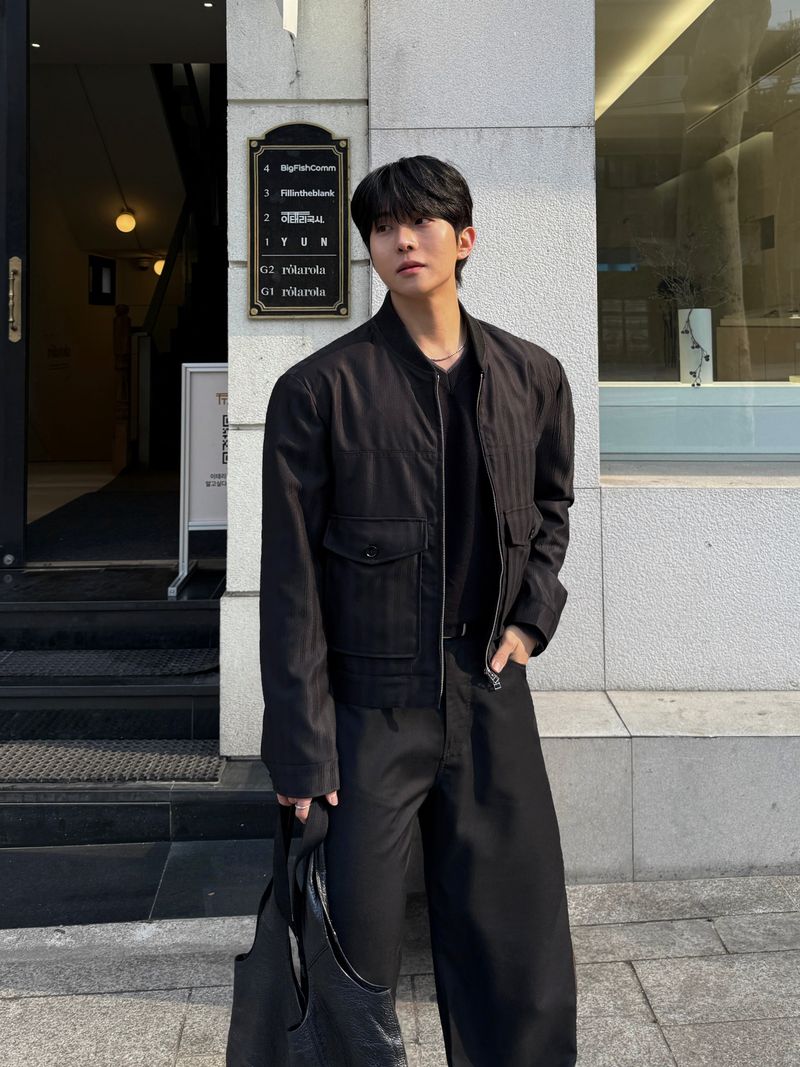 Avan straight rivet slacks