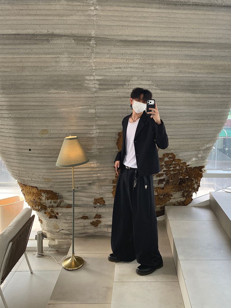 Allun Stripe Two-Tuck Slacks 2C