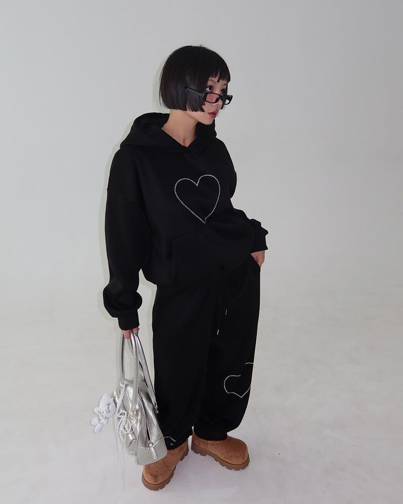 Heart Cubic Napping Hooded & Jogger Two-Piece Set