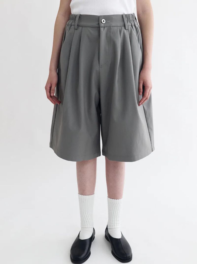 26SS PT5 Cropped Pleated Trousers