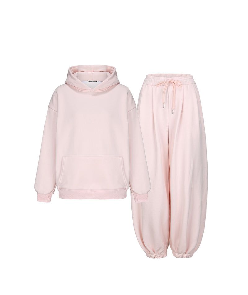 Cozy&Kitsch（コージーアンドキッチ）の「Rosie Comfort Jogger Set（Setup）」