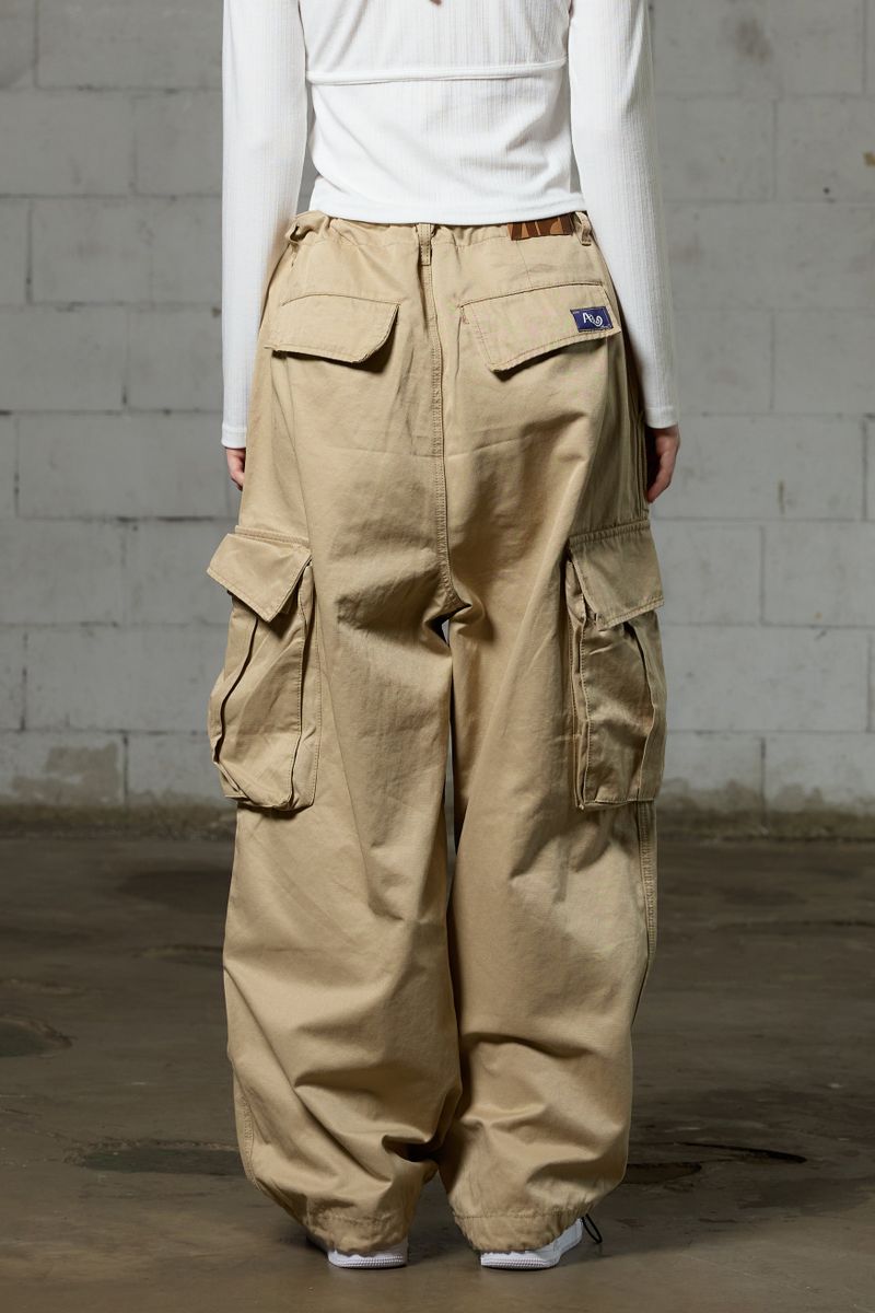 ARO WIDE CAGO PANTS / BIEGE