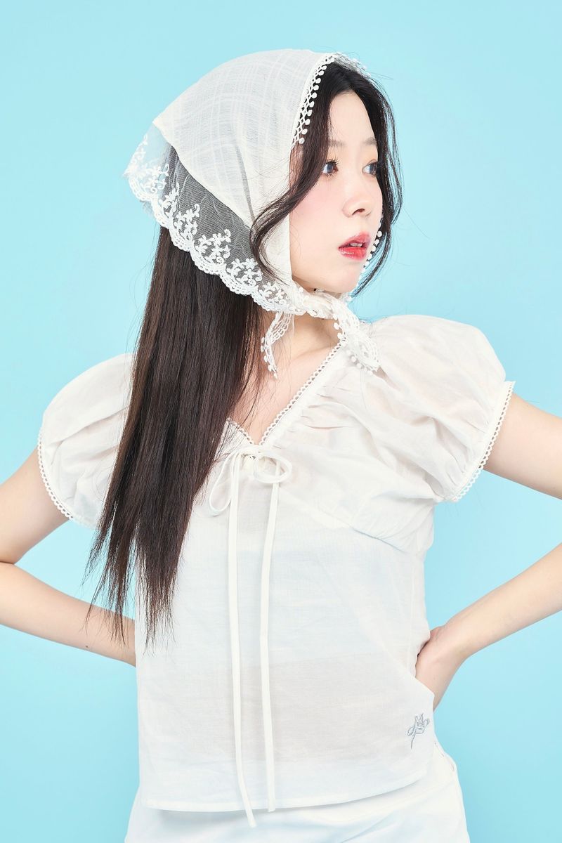 フリルブラウス / frill blouse