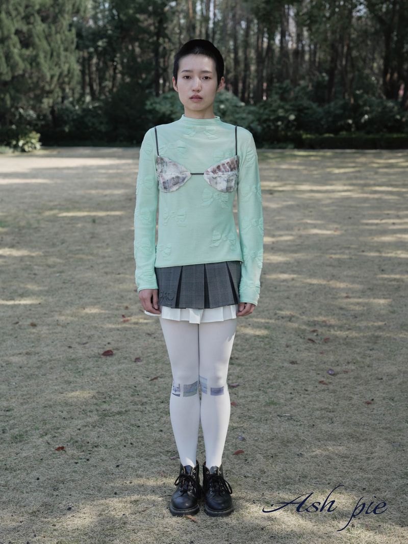 AW25 Air layer bow sweater