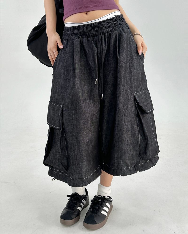 BLUE BERMUDA DENIM CARGO PANTS💙🖤 - 2 COLORS