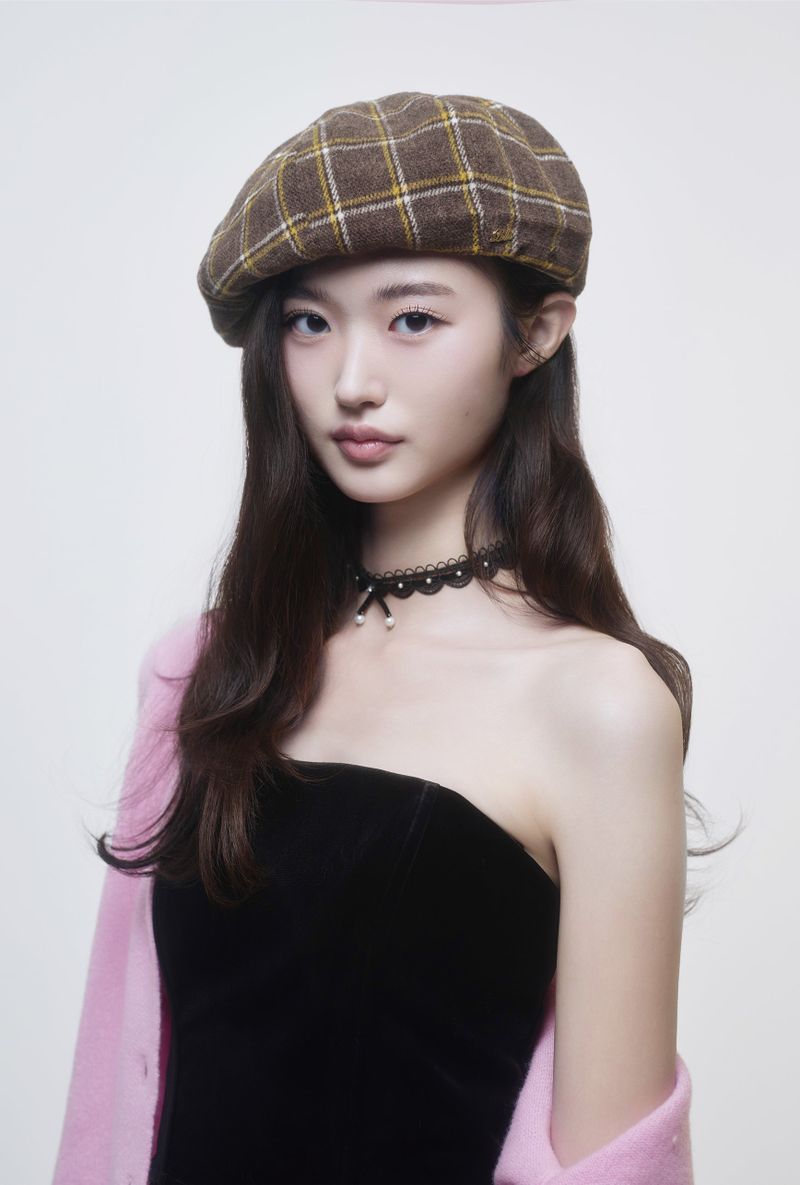 Vintage Glow Beret 