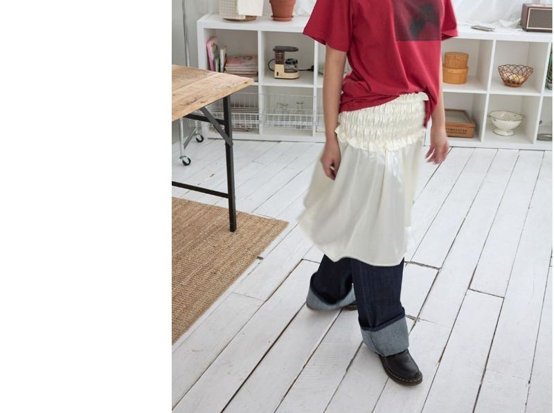 'it's trend babe' Satin skirt