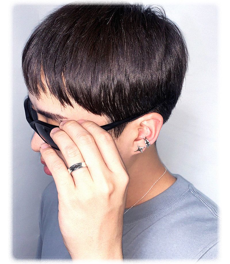 STING EAR CUFF