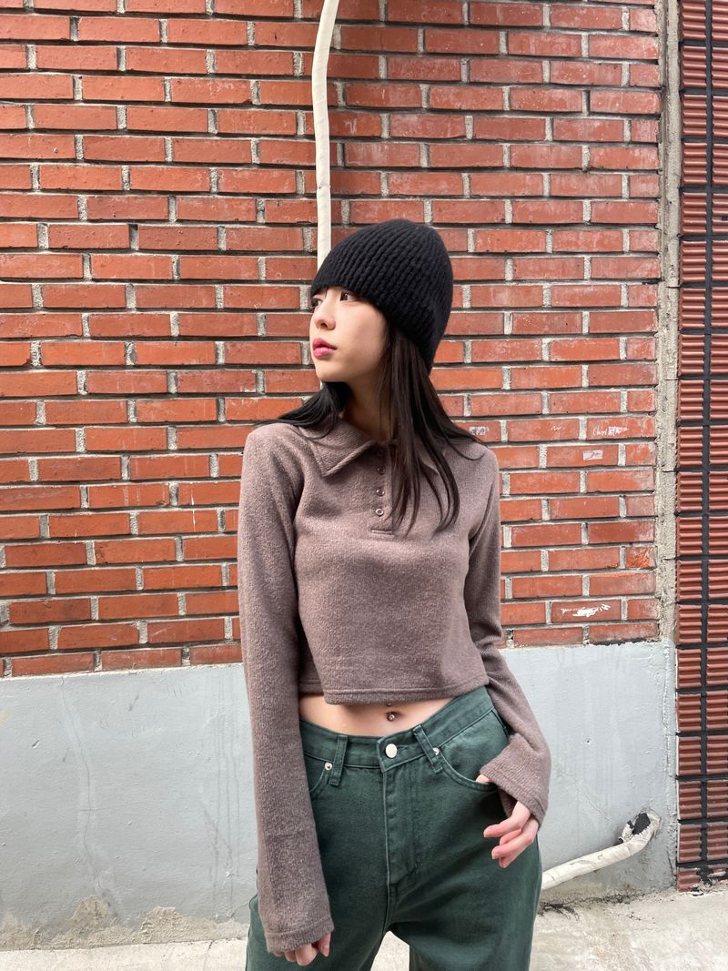Recommend color semi-wide pants