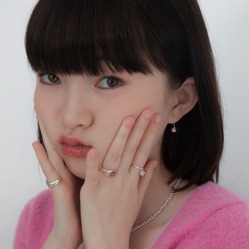 ugly looking oval ring