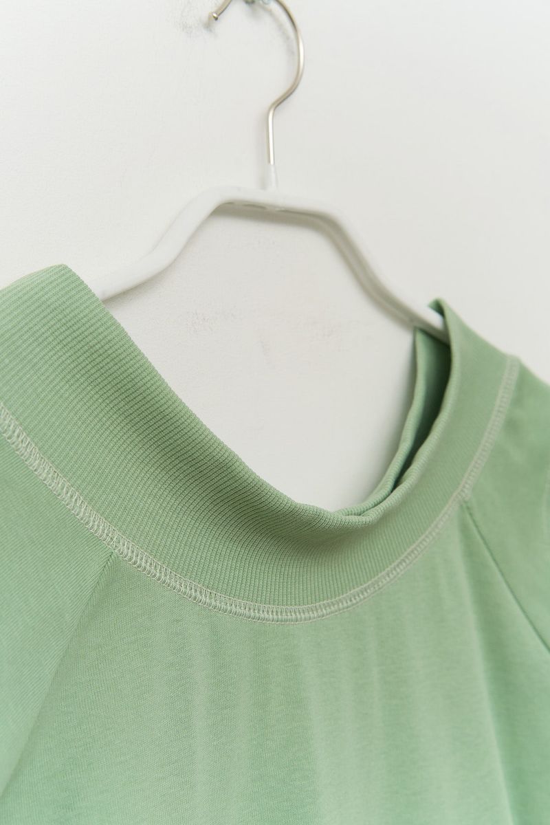 (W) Denti U-neck Top