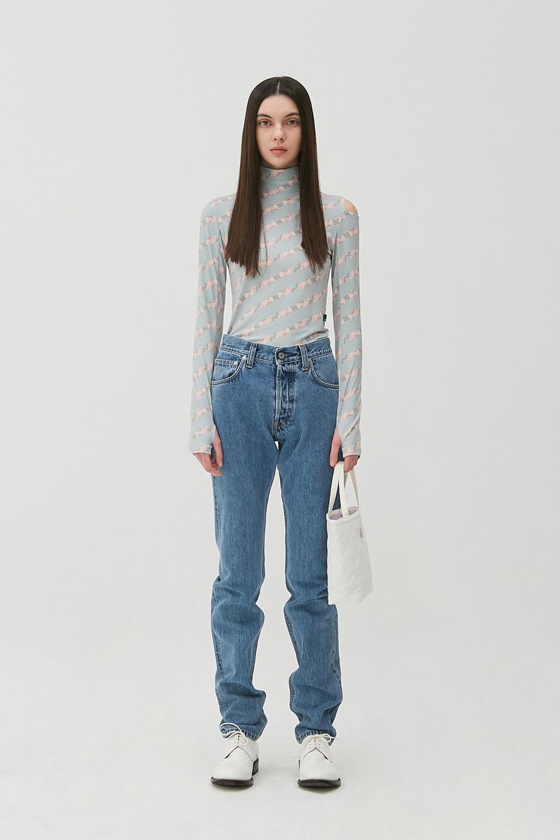 Flower Pattern Turtleneck_Ash Blue