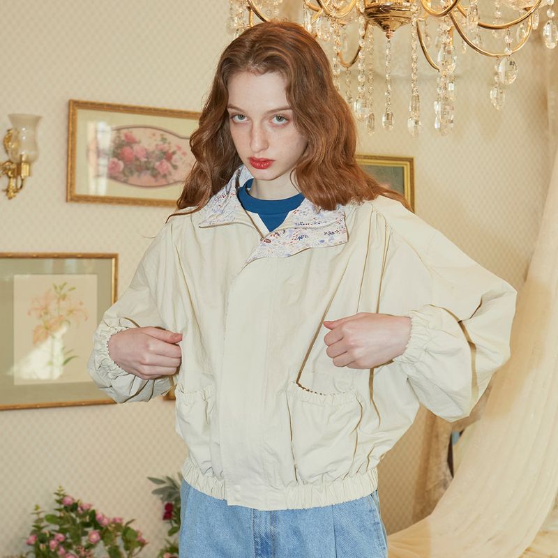 Shirring Short Windbreaker (Ivory)