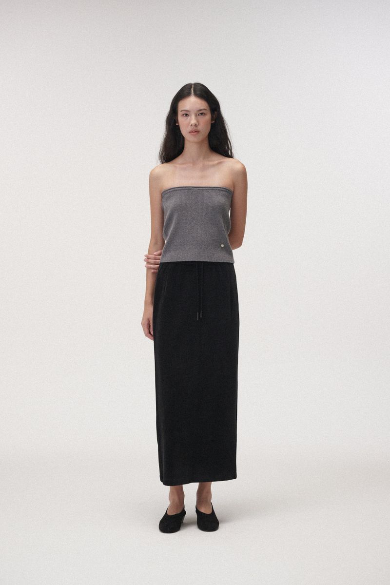 PLAT DU JOUR(プラドゥジュール)の「Wool stitch midi skirt (Black)(Skirts)」