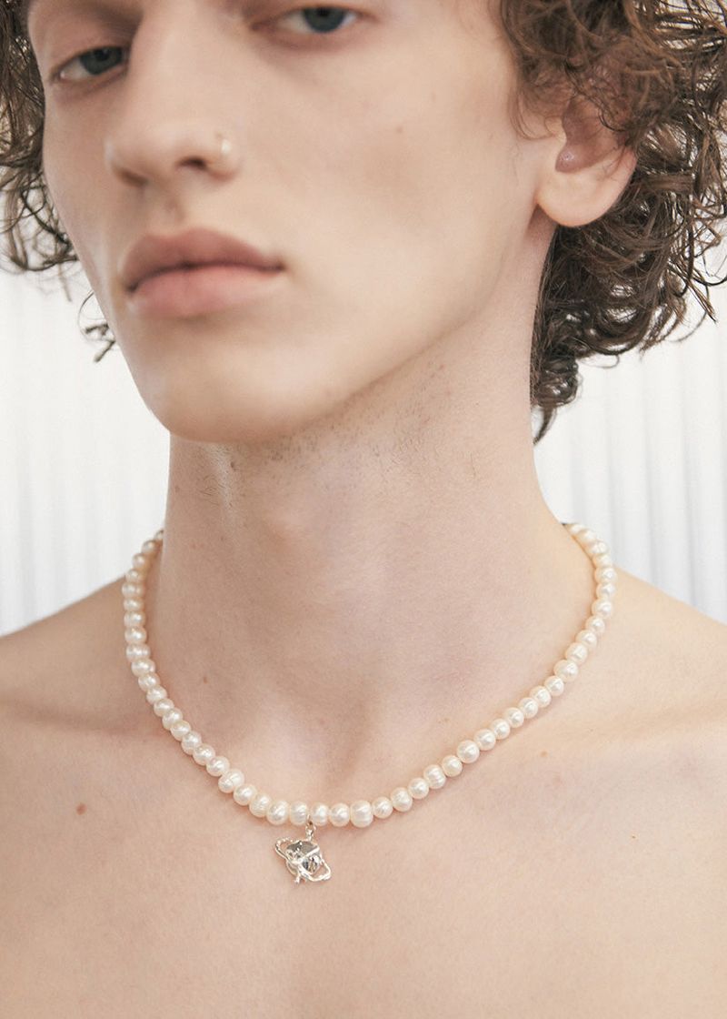 Emblem Pearl Necklace