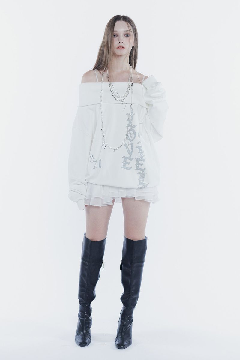 SPELL OFF-SHOULDER SWEATSHIRT white