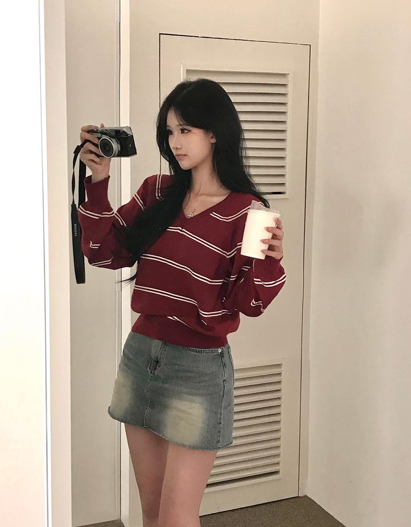 [MADE] Rollipop, striped V-neck knit