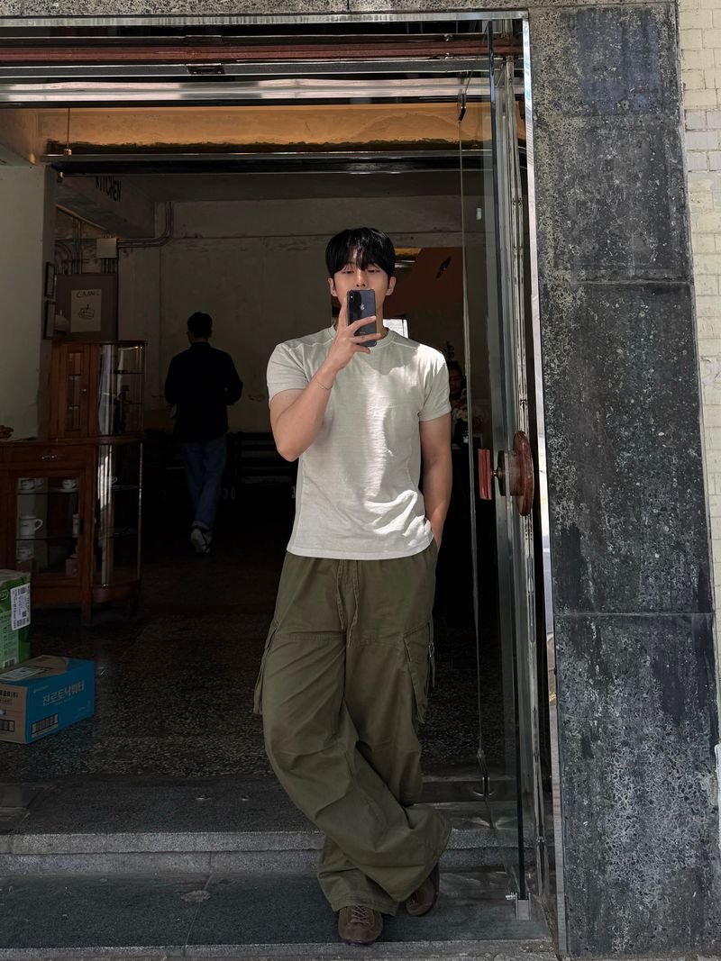 Shoulder panel pigment short sleeve