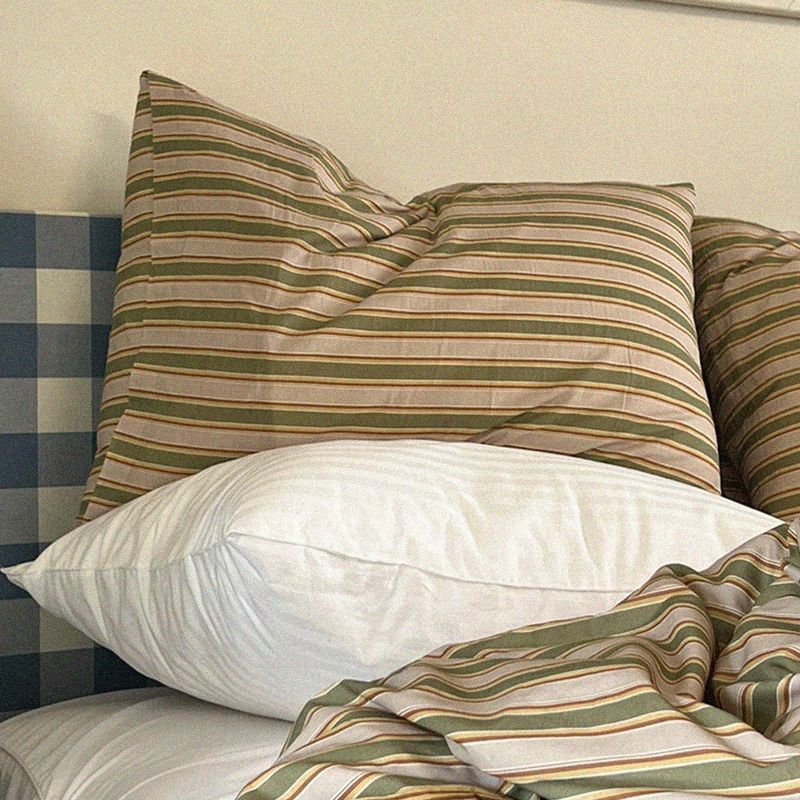 museonghwa（ムソンファ）の「woody green stripe pillow cover (50x70cm)（Interior）」