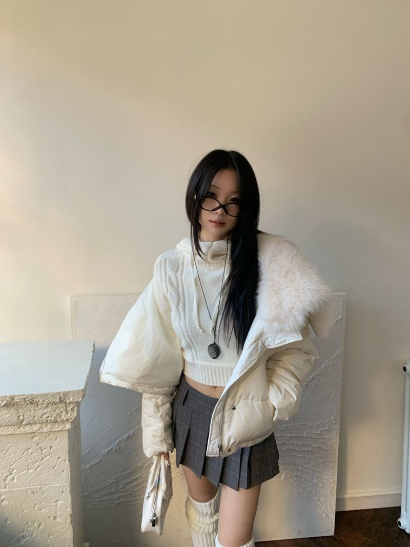 Ice Bloom Fur-Collar Duck Down Short Puffer