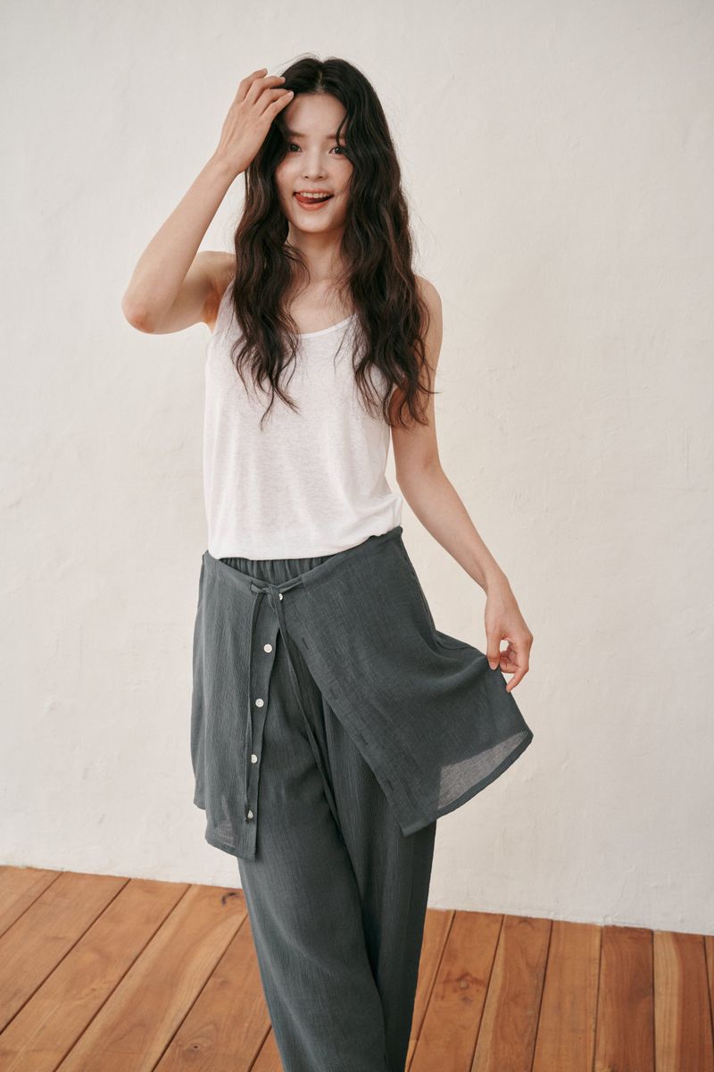 Linen V-neck sleeveless (Brown)