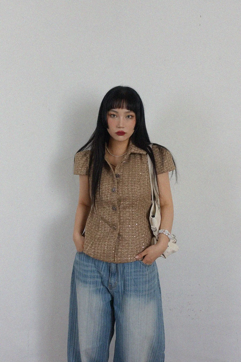 TWINKLE TWEED PUFF JACKET BLOUSE IN DARK BEIGE
