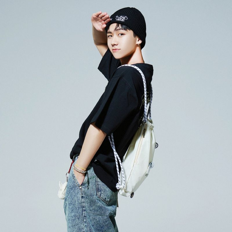 HOLYNUMBER7 X DKZ EMBROIDERY BEANIE_BLACK