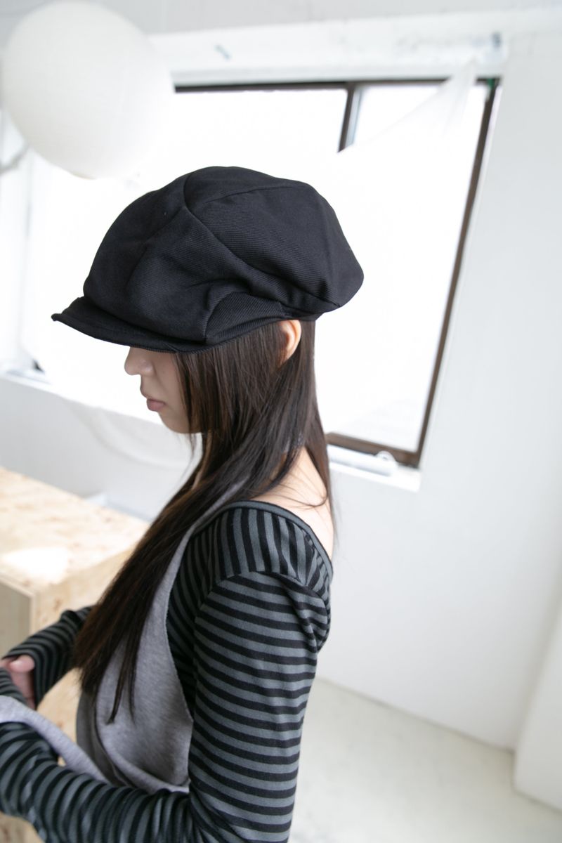 omoosoohy（オムスヒ）の「unbal newsboy cap(2colors)（Hats）」