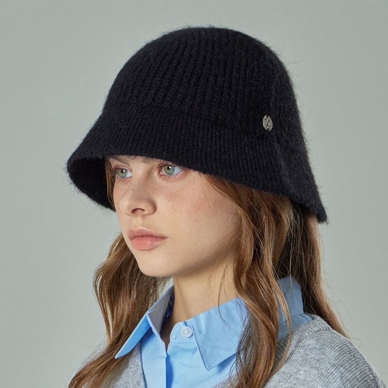 VARZAR（バザール）の「VA Curved Oval Metal Washed Knit Bucket Hat  / Black（Hats）」