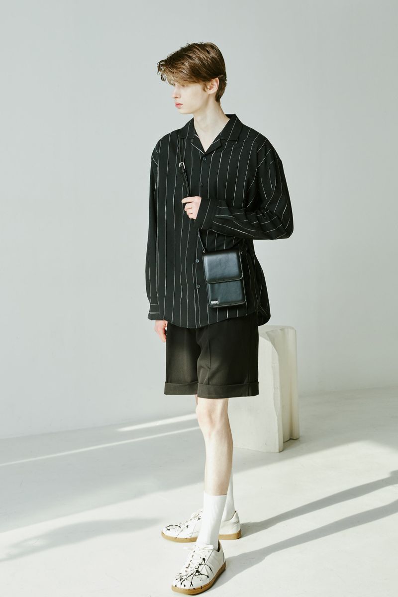 STITCH WIDE TURN UP HALF PANTS BLACK