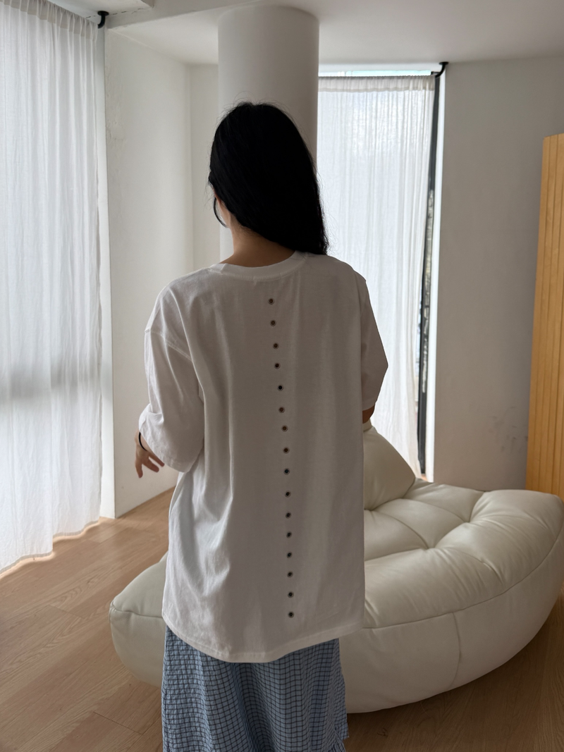 back eyelet T